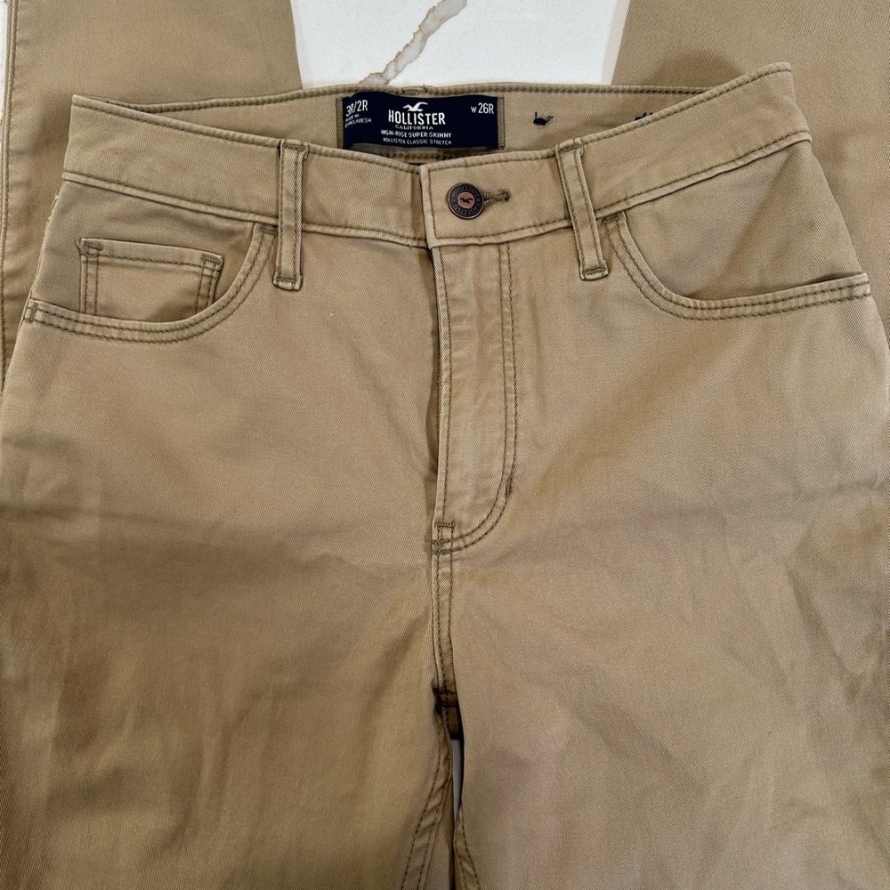 Hollister high rise super skinny Khaki Pants